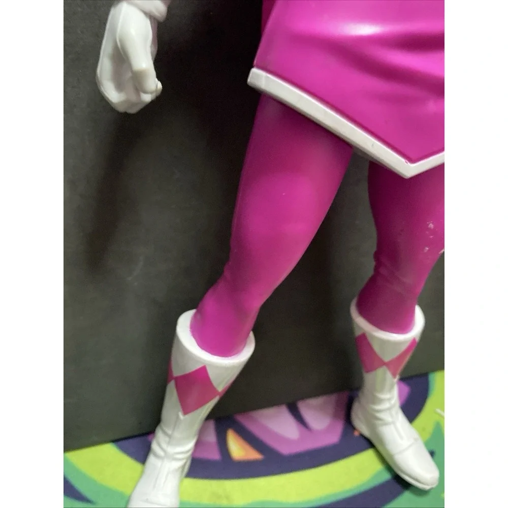 2020 Mighty Morphin Power Rangers Pink Ranger 12